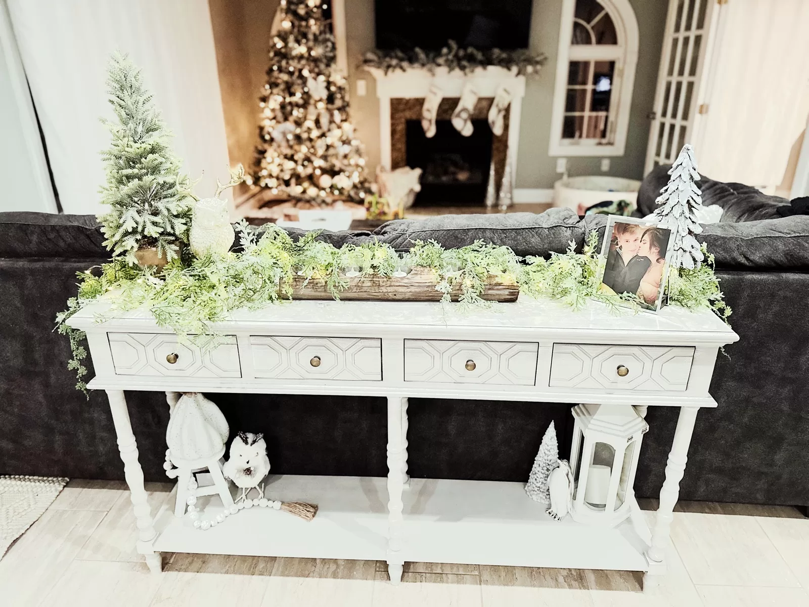 Decorative table decorated for Christmas